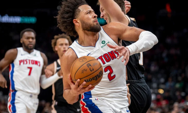 Detroit mposht Milwaukee dhe dominon në Lindje, Golden State triumfon në fushën e Cleveland