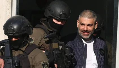 Dhunohet në burgun e Reçit Sokol Sanxhaktari, ofendoi gardianët dhe Safet Bajrin