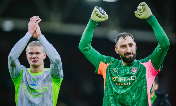 Dhurata e bukur që bënë futbollistët e Man. City për tifozët e tyre në ndeshjen e fundit të vitit (video)