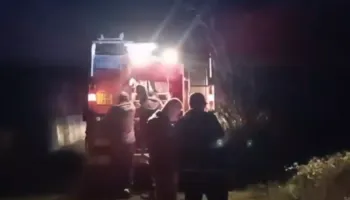 Digjet banesa në Fier, dyshohet për zjarr të qëllimshëm