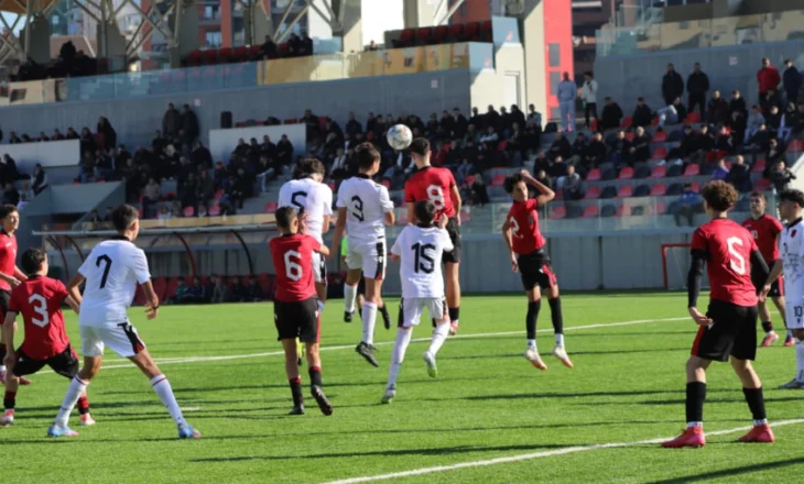 Dita e dytë e seleksionimeve/ Në testim rreth 150 futbollistë të vitlindjes 2009, Osmani: Të kënaqur me prurjet dhe pjesëmarrjen