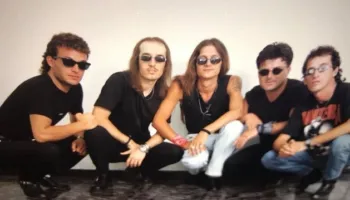 Djemtë e Detit: Nëse t’kam lënduar, t’lutem nënë më fal (teksti dhe kënga)