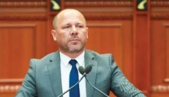 “Do bëjmë grevë urie”, Çaushaj zbulon bisedën me deputetin Xhelal Mziu: Nuk do të marrë…