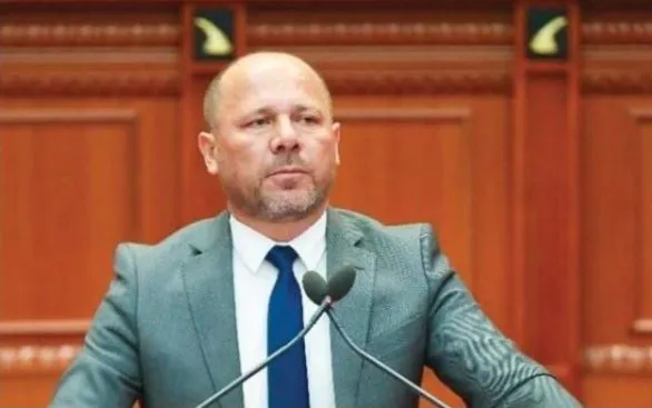 “Do bëjmë grevë urie”, Çaushaj zbulon bisedën me deputetin Xhelal Mziu: Nuk do të marrë…