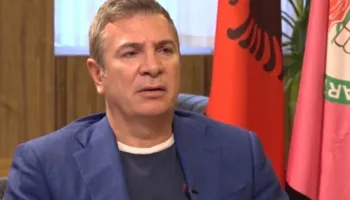 Do ja *i robt”/ Si Ergys Agasi përgatiste “cunat” për presion ndaj Damian Gjiknurit