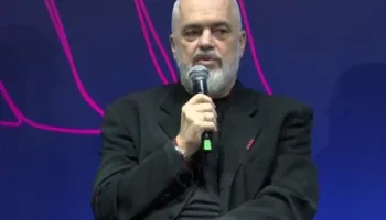 “Do më keni këmba këmbës”/ Rama u tregon vendin sipërmarrësve: Mos të vij unë të shoh ndërtimet e tua, do dalësh…