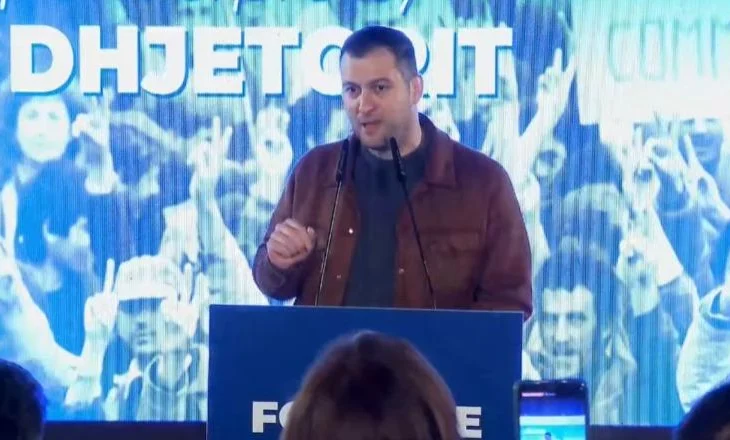 “Do ta shporrim diktaturën e dytë”- Mbështetësit e Berishës “frymëzohen” nga Dita e Rinisë