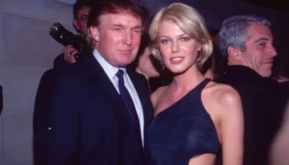 Dosja ‘Epstein’/ Zhduken 16 imazhe nga faqja e internetit e Departamentit amerikan të Drejtësisë, mes tyre fotoja e Trump. Demokratët kërkojnë transparencë