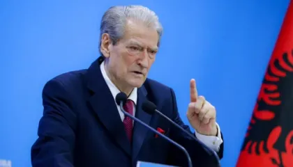 Dosja në SPAK”, Berisha: Regjistrimet ambientale dëshmojnë se Linda Rama është padrone e tenderave te AKSHI