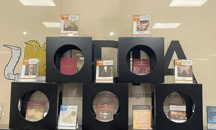 Drejtoria e Arkivave boton tre studime të reja, përfshirë monografinë për gazetarin Nikollë bej Ivanaji dhe udhërrëfyesin për dokumentet e arkivit në italisht