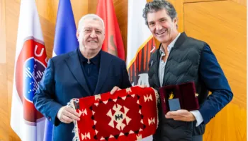 Duka pret në takim CEO-n e kompanisë Macron, Xhanluka Pavanelo