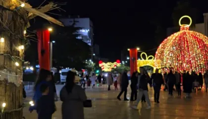 Durrësi, destinacion për festa/ Hotelet në bregdet mbushen me shqiptarë dhe të huaj për pushimet e dimrit