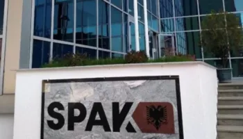 Dyshohet se morën ryshfet për zbutje masash/ SPAK merr të pandehur dy ish-prokurorë të Prokurorisë së Sarandës