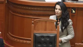 E enjtja ndez politikën: Shabani përballet me PD, Meta flet për 21 janarin, Balluku dhe Karçanaj në GJKKO