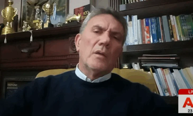 “E gjithë Vlora ka një fushë sportive”, Kreshnik Cipi ngre alarmin: është urgjente, po na ikin fëmijët nga Flamurtari