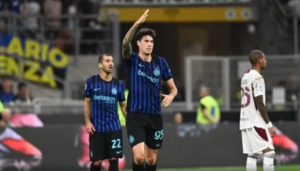 E kërkon Barcelona, Bastoni vulos gjithçka me përgjigjen e tij