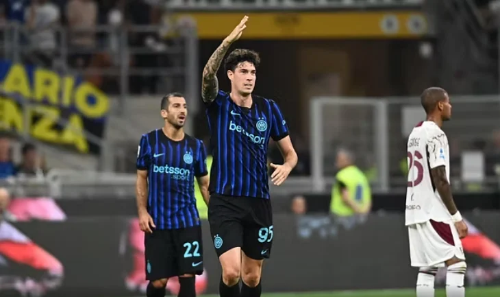 E kërkon Barcelona, Bastoni vulos gjithçka me përgjigjen e tij