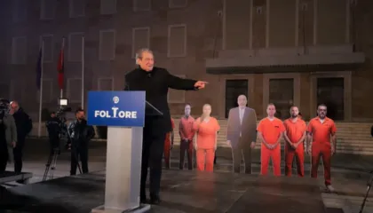 “E nisim vitin me protesta”, Berisha paralajmëron vijimin e “Foltoreve”: Ky regjim po shkërmoqet