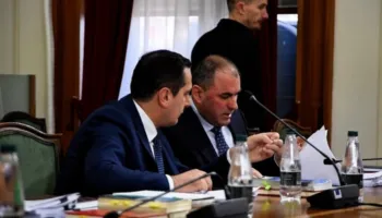 E paprecedente/ PS kundër prokurorëve të SPAK, kërkon që USB me materiale të mos e marrë PD