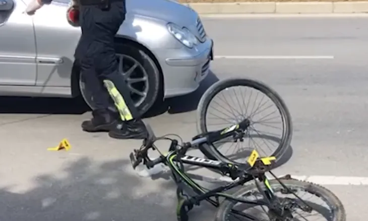 E reja i merr jetën burrit që po qarkullonte me biçikletë