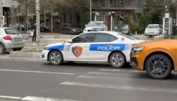 E rëndë në Vlorë/ Do u hiqej tenda në biznese, katër persona dhunojnë punonjësin e IMT-së dhe efektivin e policisë