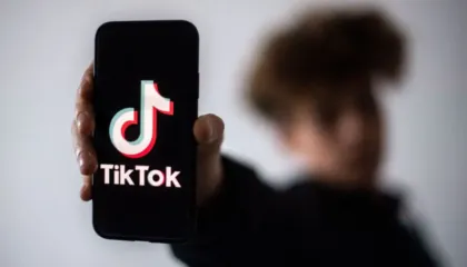 Edhe pas mbylljes TikTok sërish mund të hapet nga Shqipëria/ Eksperti tregon sa e sigurtë është ‘VPN’ për të dhënat personale