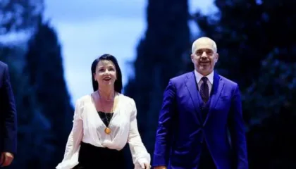Edi Rama: Linda më ka dhënë mundësinë që ta shoh veten vazhdimisht nga një këndvështrim tjetër…