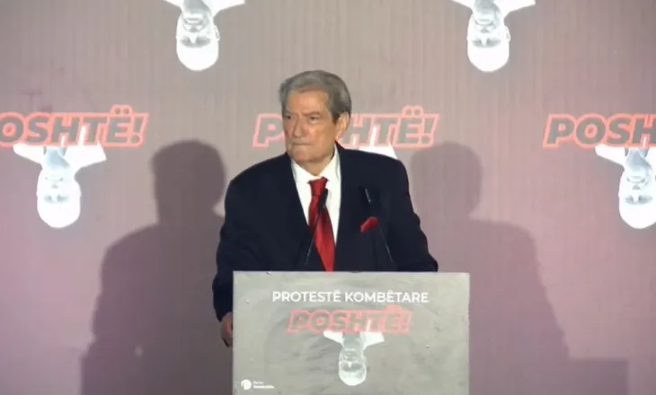 “Edi Rama, nga sot s’do njihesh më si kryeministër”, Berisha në protestë para Kryeministrisë: Jemi mbledh në moment kritik  