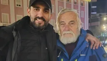 “Eh mor Llapa…”, aktori i njohur akuza të forta Lapajt: Ma keqpërdori foton për mitingun e Berishës