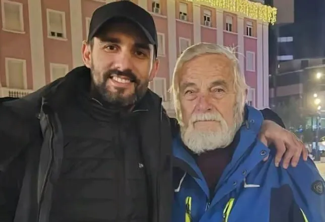 “Eh mor Llapa…”, aktori i njohur akuza të forta Lapajt: Ma keqpërdori foton për mitingun e Berishës