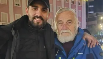 “Eh mor Llapa, të thashë të mos e publikoje”, aktori i njohur Viktor Zhusti përplaset me Adriatik Lapajn: As më shkon ndërmend të të përkrah ty