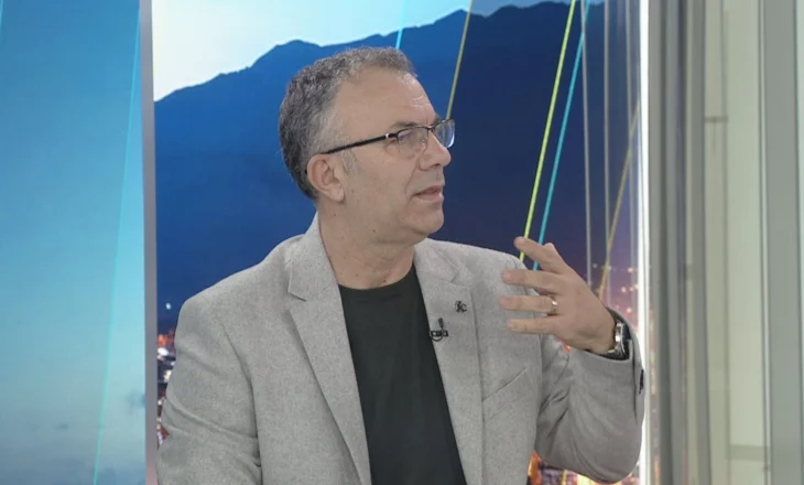 “Elita e pas ’90 u formua në regjimin komunit”, Cara: PD-së iu bashkuan studentët protestues