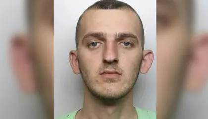 Emigranti shqiptar nuk do të deportohet nga Britania, “e shpëtoi” e dashura e tij pasi nuk flet shqip