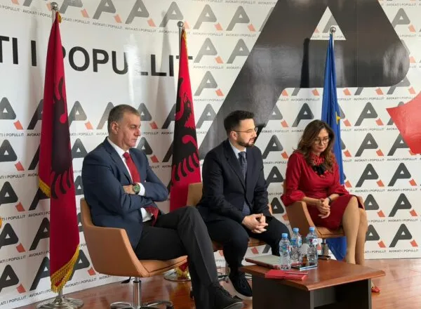 Endrit Shabani merr zyrtarisht detyrën si Avokat i Popullit, prezantohet në krye të institucionit