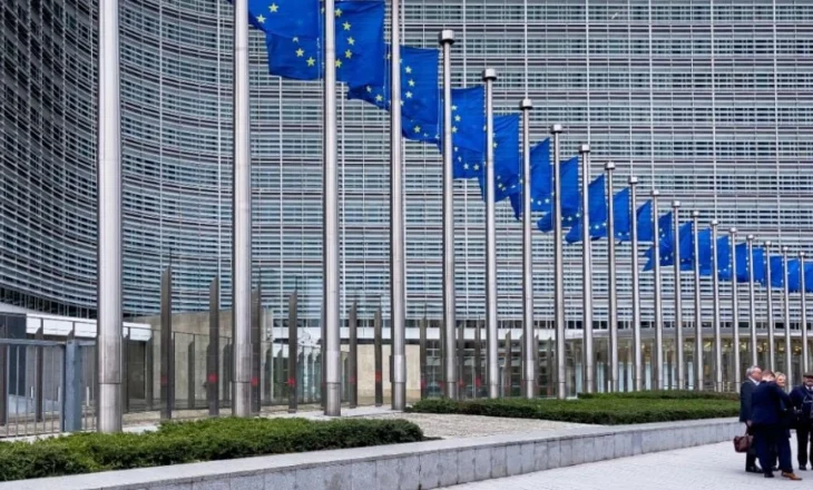 Europa i përgjigjet strategjisë së re të sigurisë nga Trump: Përgjegjësia e paqes është dhe e jona