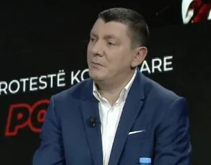 ‘Faktori ndërkombëtar, shpesh vendimtar’, Murati: Problem fakti që lidershipi i PD ka marrëdhënie të ngrira me…