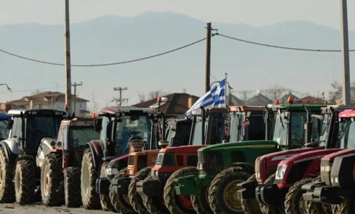 Fermerët bllokojnë aksin Kakavijë–Janinë për tre orë, lejohet qarkullimi vetëm për emergjenca, ja oraret