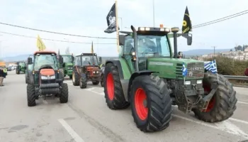 Fermerët në Greqi kërkojnë zgjidhje, protestat vazhdojnë në autostrada