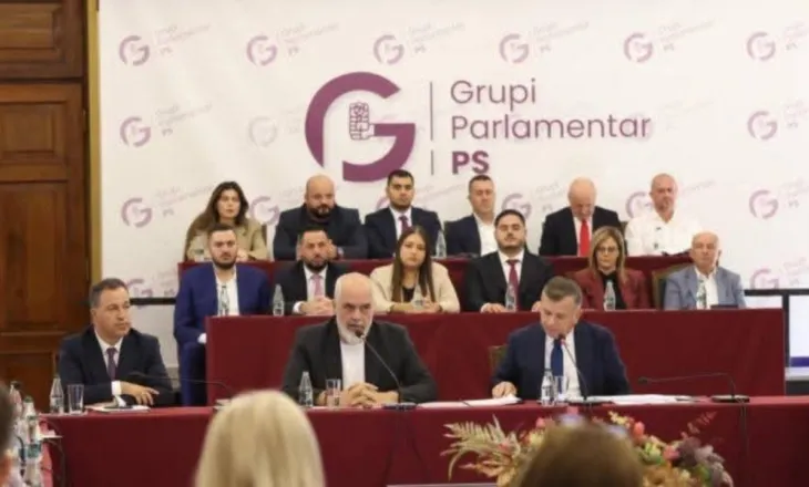 Festa e Grupit Parlamentar të PS në Berat, Top Channel zbulon kush ishte dhe kush mungoi