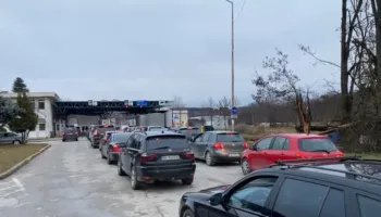 Festat e fundvitit, fluks i shtuar në pikën e kalimit kufitar të Kapshticës