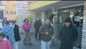 Festat e fundvitit në Lezhë/ Qeveria miratoi shpërblimin 15 mijë lekë, personat me aftësi ndryshe protestojnë për mosmarrjen e bonusit