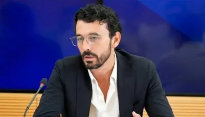 Festat e fundvitit/ OSHEE: Janë marrë masa! 1600 punonjës në terren për furnizim të pandërprerë