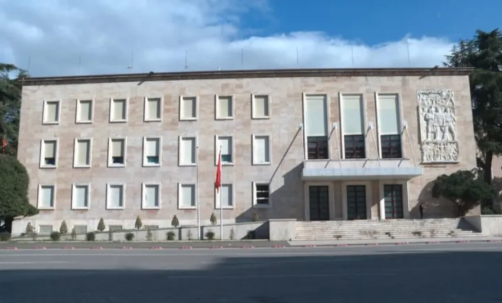 Festat e fundvitit, Qeveria vendos 15 mijë lekë shpërblim për personat me aftësi të kufizuara