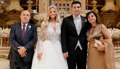 “Financuar prej meje dhe Cindy-t, me mbështetjen e prindërve”, Genar Topalli reagon për dasmën në Romë