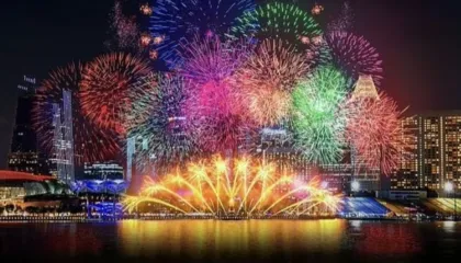 Fishekzjarre dhe spektakël! 2026 vjen zyrtarisht në “Ishullin e Krishtlindjeve” (VIDEO)