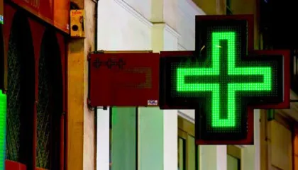 Fondi i Sigurimit i akuzoi për fatura fiktive, penalizohen 360 farmaci/ Reagimi i farmacistëve: Jo dënim kolektiv