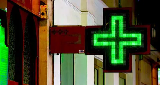 Fondi i Sigurimit i akuzoi për fatura fiktive, penalizohen 360 farmaci/ Reagimi i farmacistëve: Jo dënim kolektiv