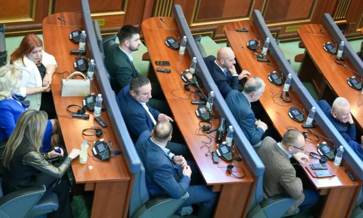 Formimi i qeverisë së re në Kosovë/ REL: Lëvizja Vetëvendosje do zvogëlojë ndikimin e Listës Serbe në institucionet e..