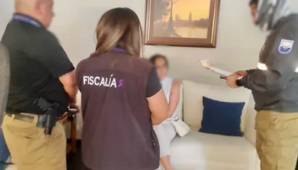 FOTO- I jepte informacion mafies shqiptare, arrestohet ish-drejtuesja e policisë në Ekuador