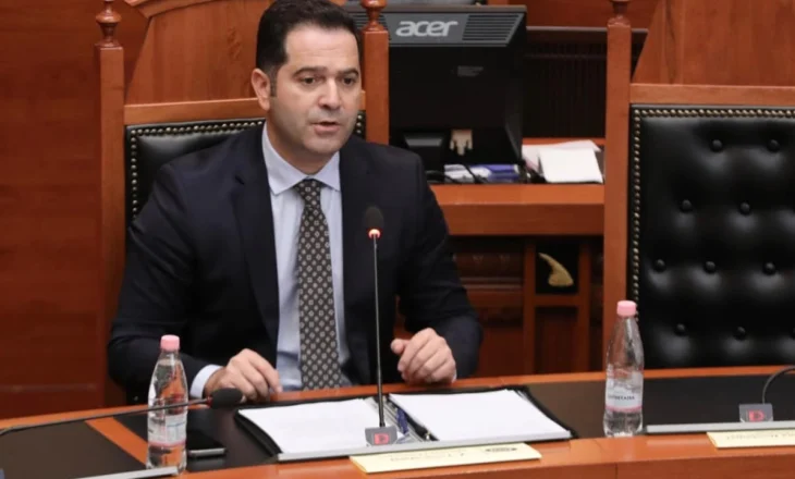 Fshehen përfituesit, Ministria e Financave nuk tregon listën e kompanive që iu falën 2 mld euro detyrime/ Ekspertët: Mungesa e llogaridhënies fsheh fajtorët